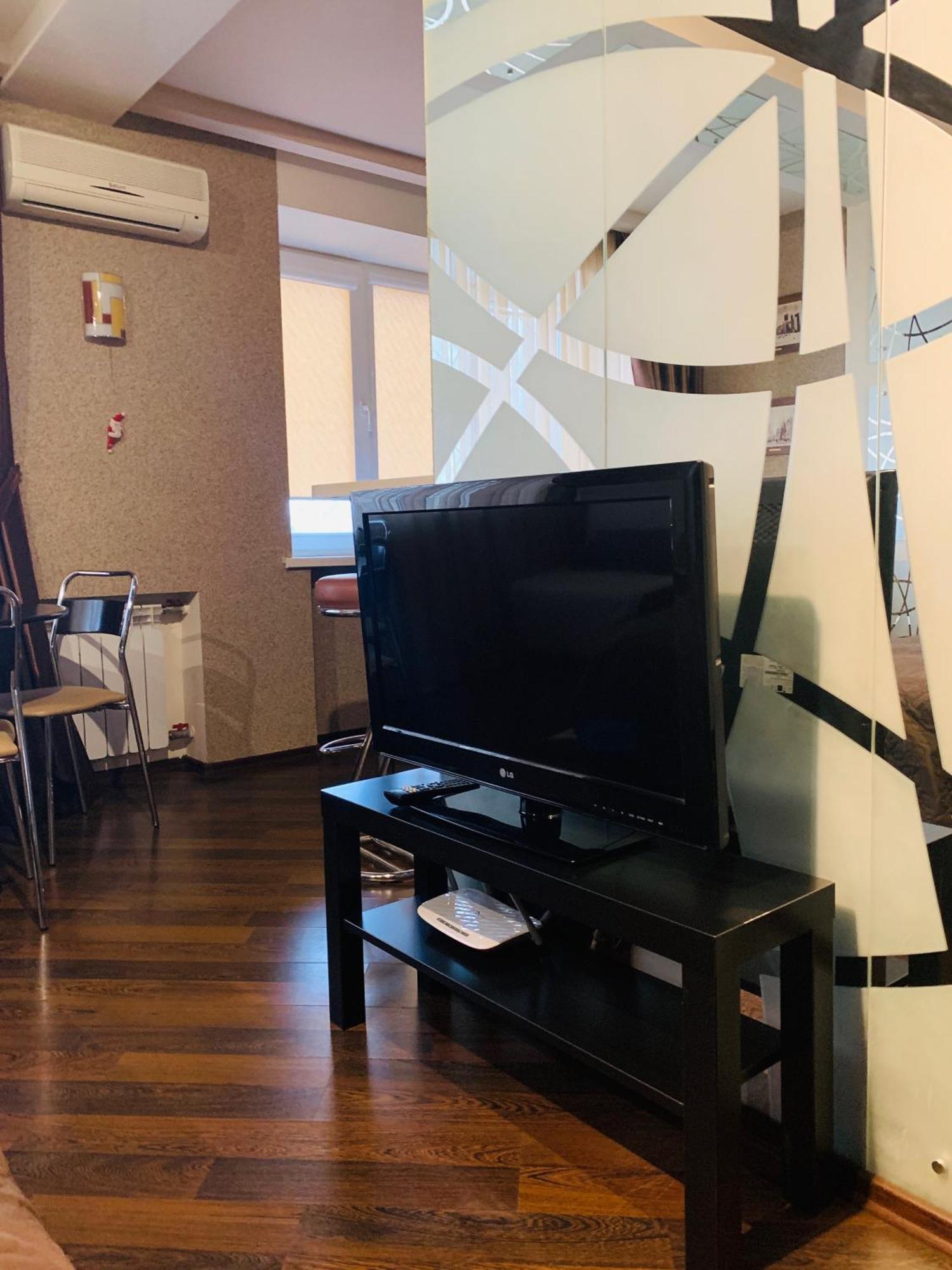 Apartment In Kharkiv , Prospect Nauki 19A ภายนอก รูปภาพ