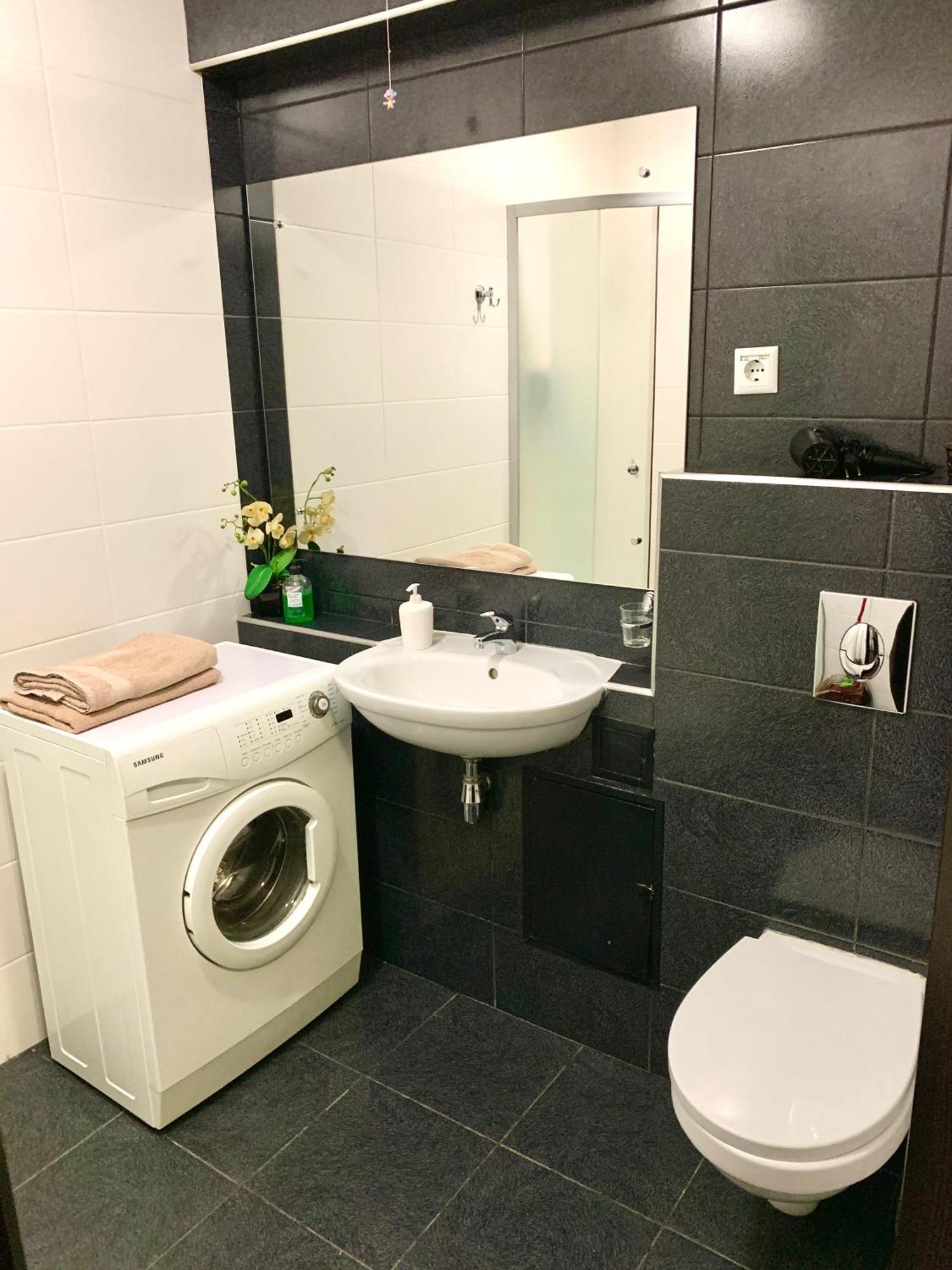 Apartment In Kharkiv , Prospect Nauki 19A ภายนอก รูปภาพ
